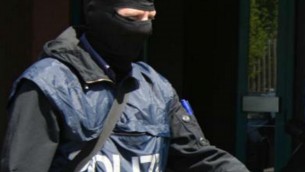 Attentato Bruxelles, perquisizioni in Italia: indagini su cerchia virtuale attentatore