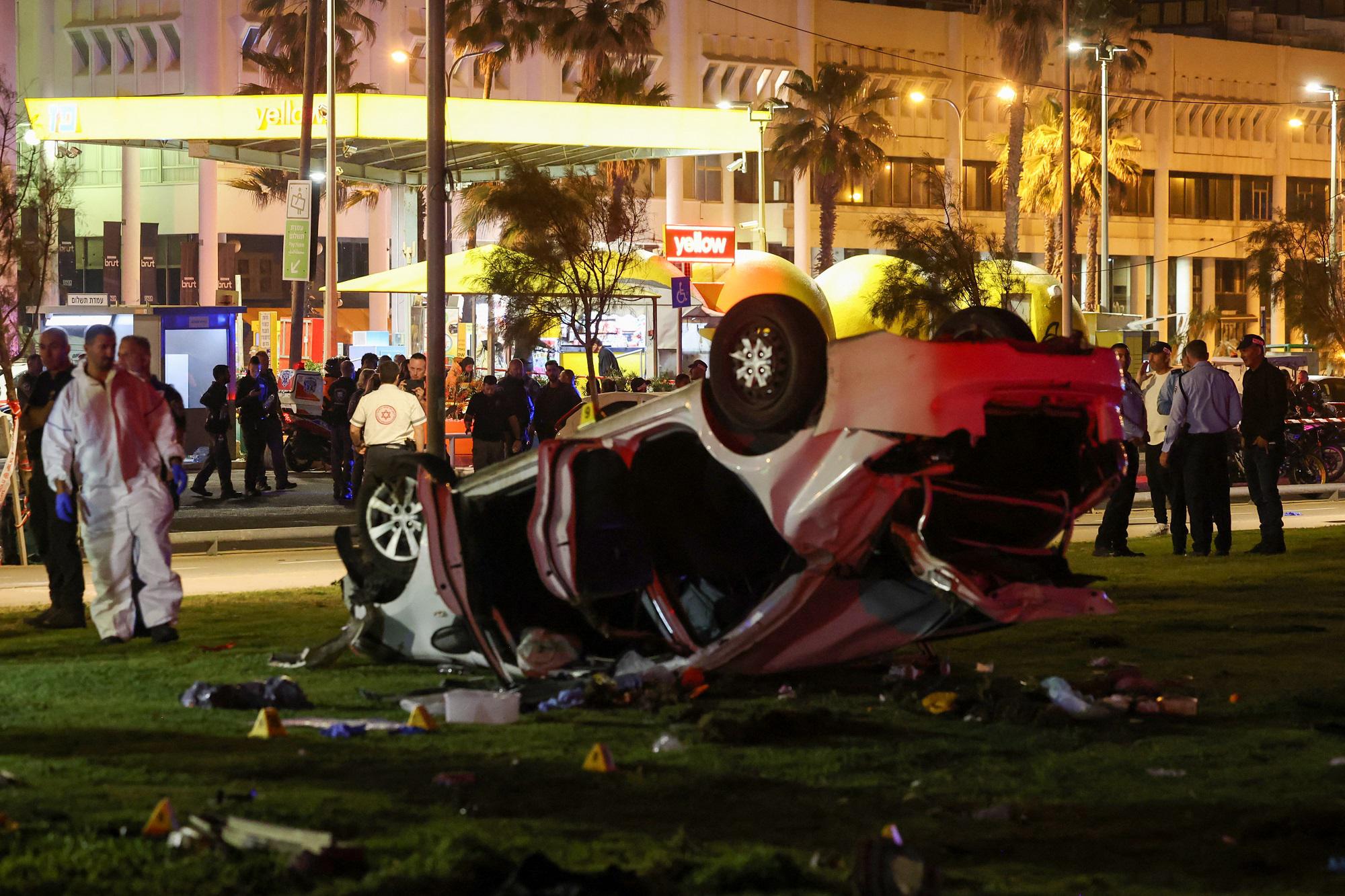 Attentato Tel Aviv, "nessun proiettile nel corpo di Alessandro Parini"