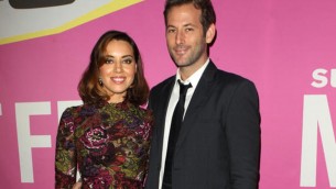 Aubrey Plaza, morto il marito Jeff Baena: ipotesi suicidio
