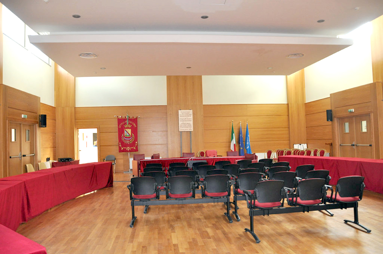 aula-consigliolt-01-05