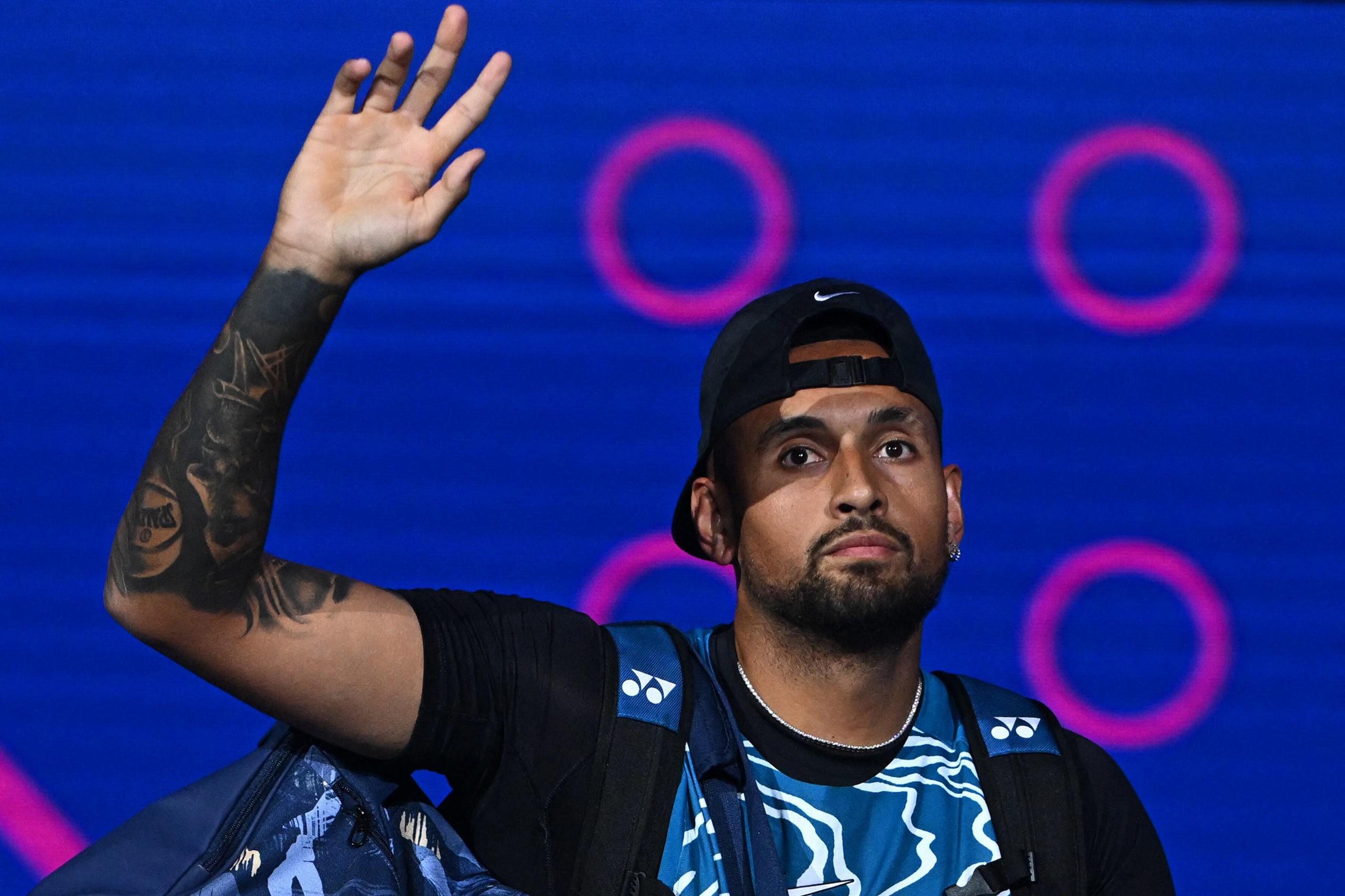 Australian Open 2023, Kyrgios si ritira: "Sono devastato"