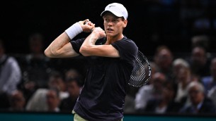Australian Open, Sinner vola agli ottavi