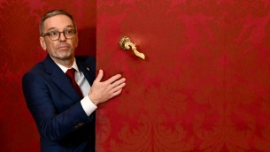 Austria, incarico a partito estrema destra Fpo per nuovo governo