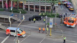 Auto sulla folla a Stoccarda, un morto e diversi feriti