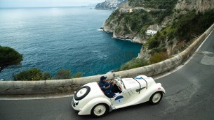 Automobilismo, Facchini-Olivetti su Bmw 328 del 1938 si aggiudicano Sorrento Roads