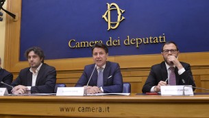 Autonomia, appello del M5S a Mattarella: "Rinvii la legge alle Camere"