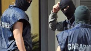 Avellino, ordigno al Centro Impiego: 2 arresti per terrorismo