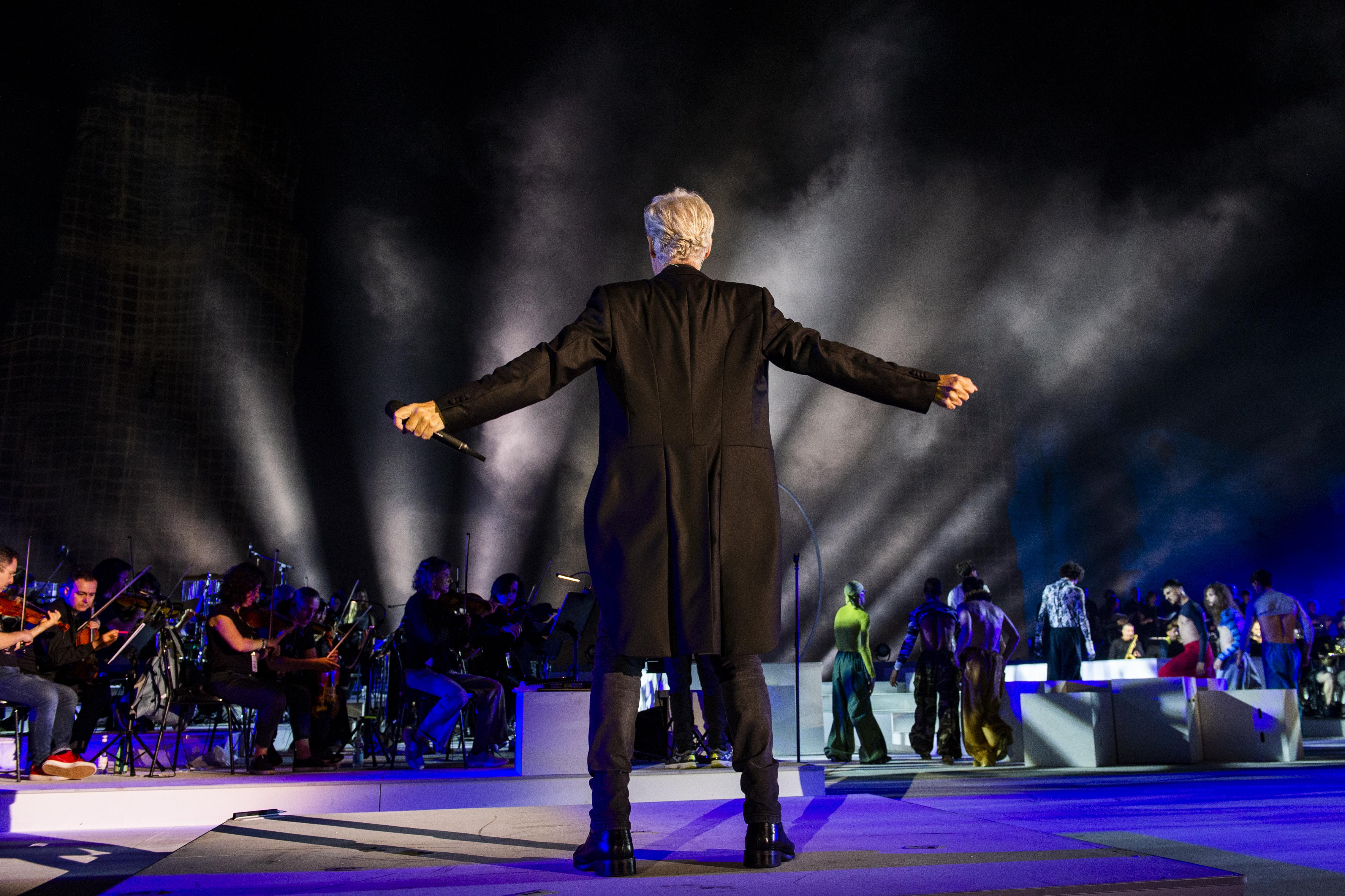 Baglioni a Caracalla, 'Dodici note' tra la vita e la guerra