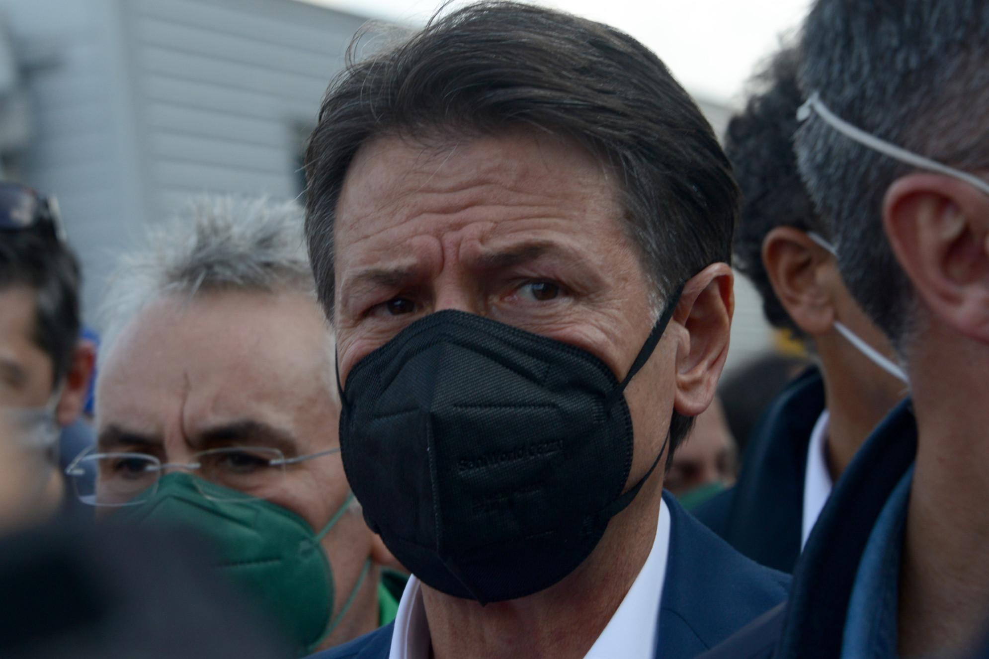 Ballottaggi, Conte: "M5s all'opposizione a Roma, Torino e Trieste"