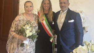 Barbara De Rossi si è sposata: nozze in Toscana con l'imprenditore fiorentino Simone Fratini