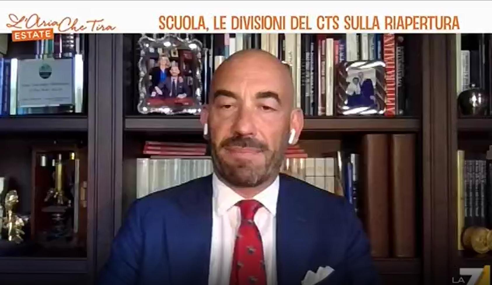 Bassetti: "Vaccini e scuola? Non vaccinati in Dad, politica decida"