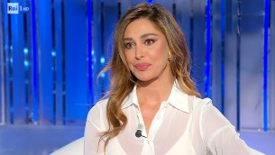 Belen a Domenica In: "E' arrivata la depressione, sono caduta in basso"