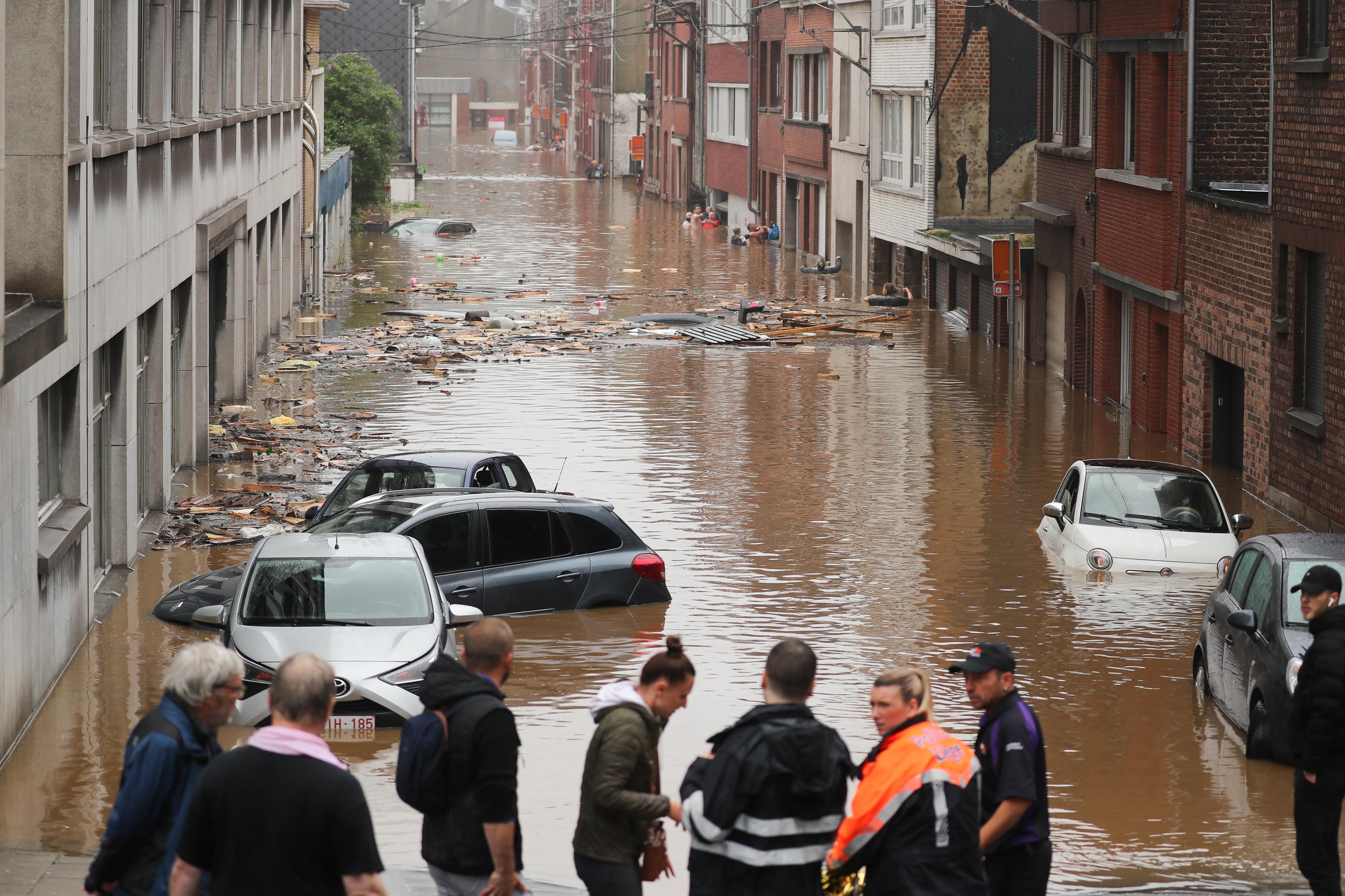 Belgio, 12 morti e quattro dispersi per le inondazioni