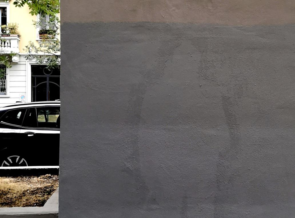 Berlusconi, cancellato murales del Cav a Milano