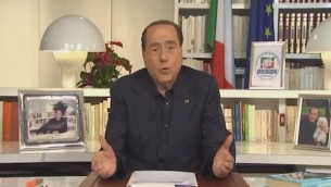 Berlusconi: "Ho salvato Italia da comunisti e non me l'hanno perdonato" - Video