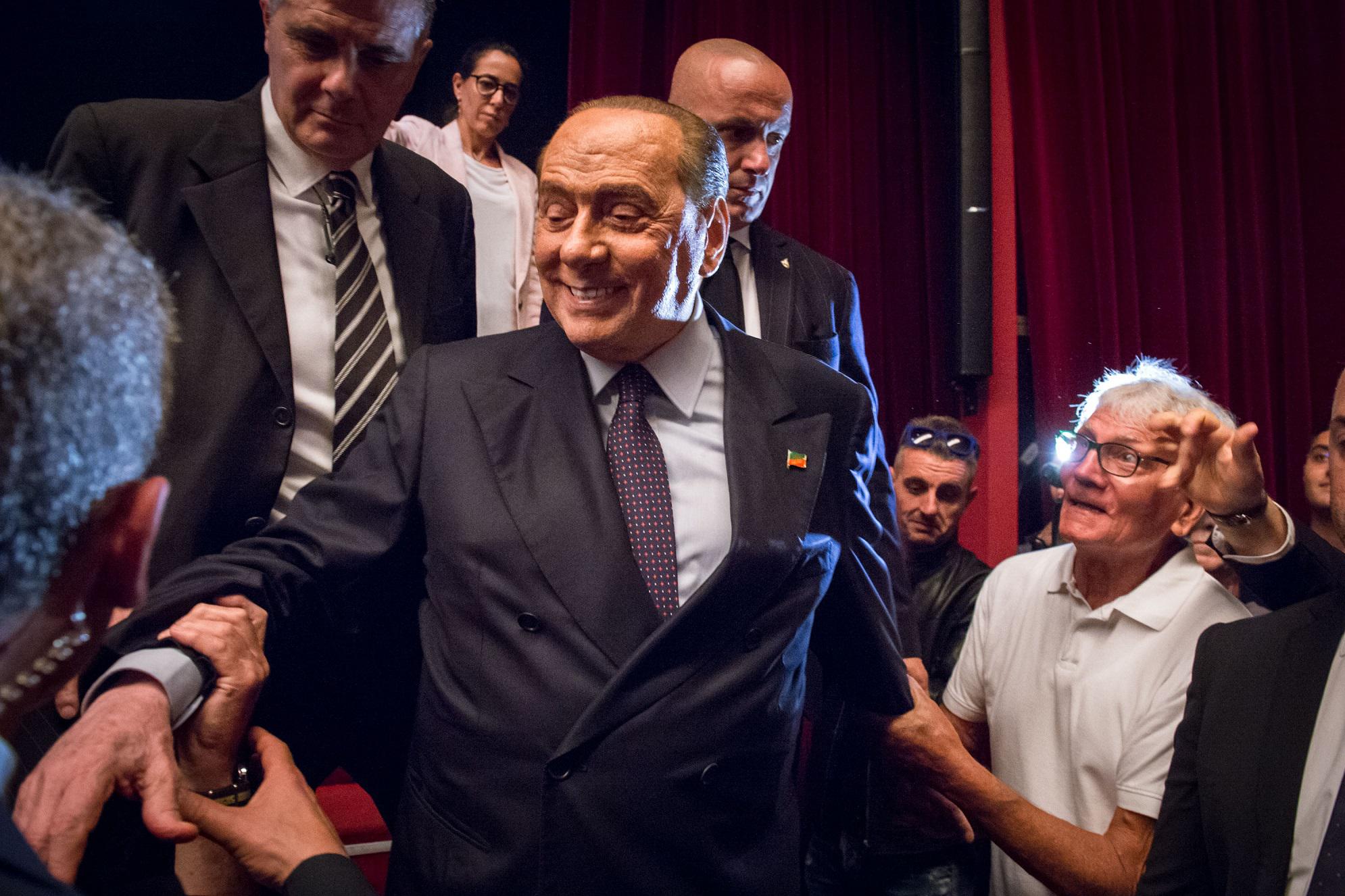 Berlusconi: "Io ancora in campo e intendo rimanerci"