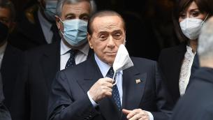 Berlusconi: "Io garante in Ue per Salvini-Meloni" ma leader Lega chiama Le Pen
