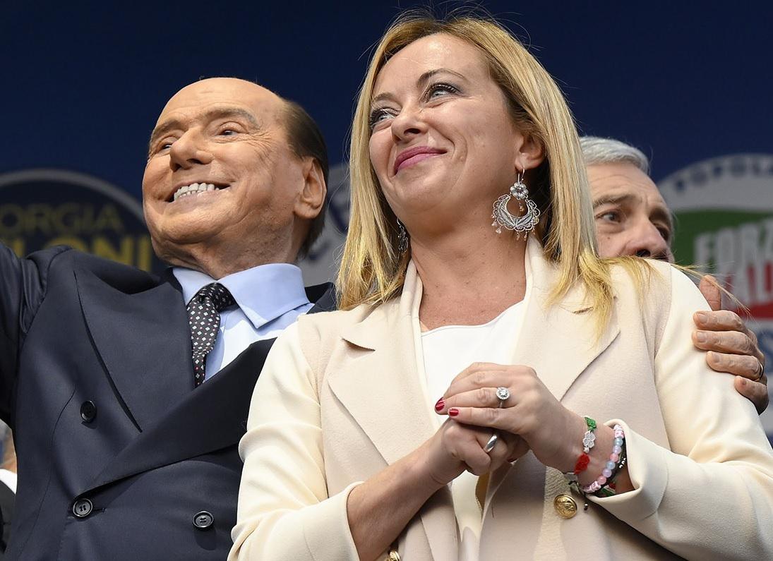 Berlusconi, Meloni serra file governo: "Avanti uniti, glielo dobbiamo"