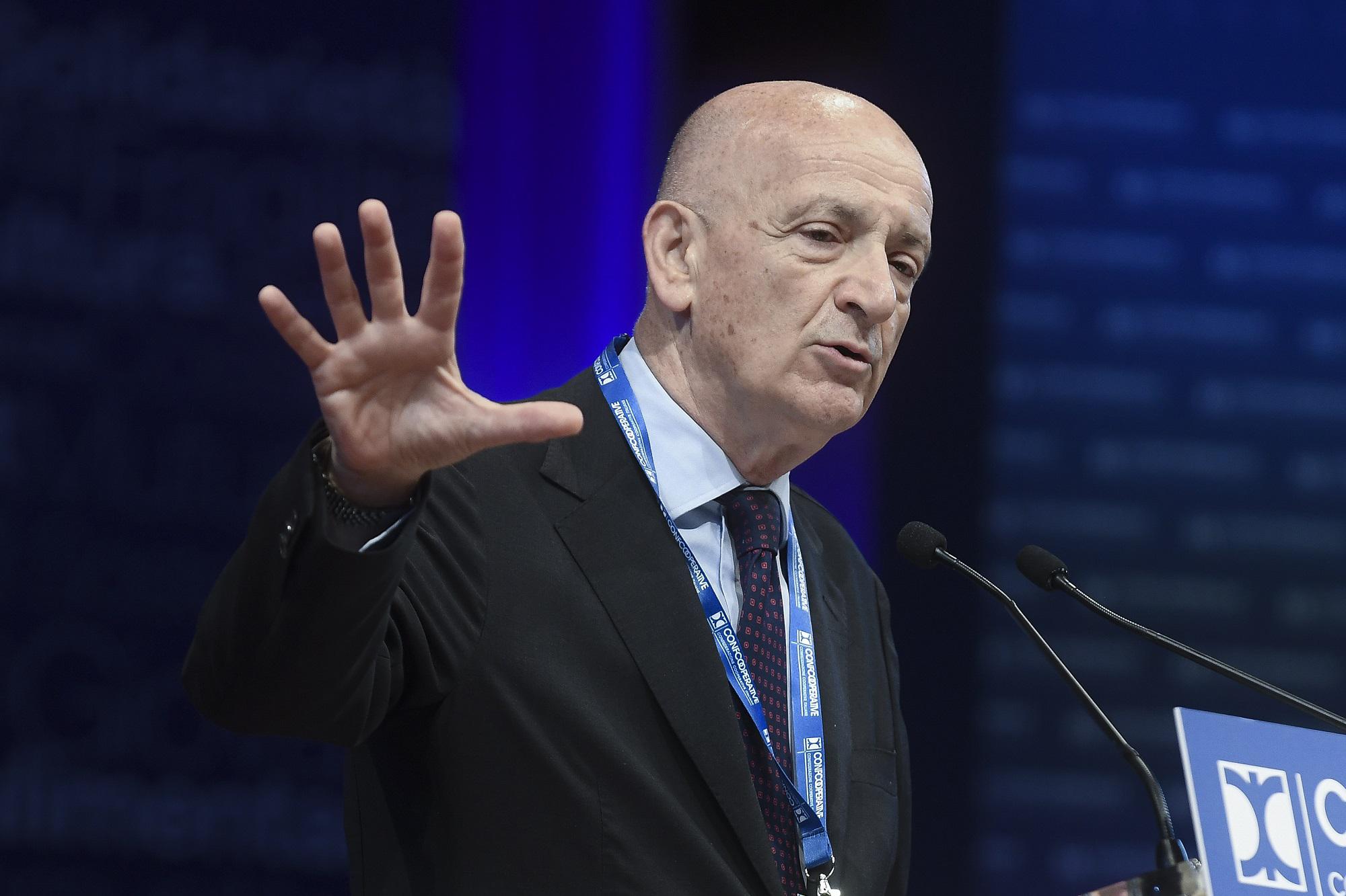 Berlusconi, Sisto: "Gli intitolerei immobile confiscato a Cosa Nostra"