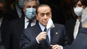 Berlusconi, summit Ppe in forse: "Medici sconsigliano presenza"