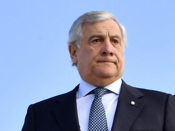 Berlusconi, Tajani: "E' stato un eroe per milioni di italiani"