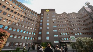 Berlusconi, tornano voci su dimissioni: Cav scalpita ma è braccio di ferro con medici