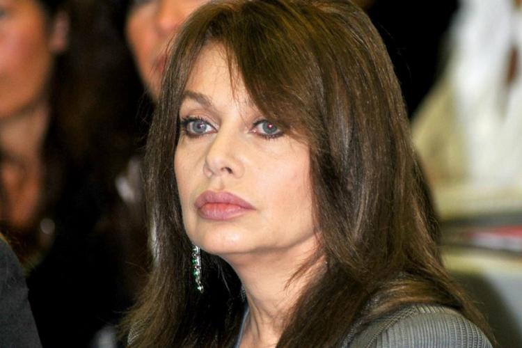 Berlusconi, Veronica Lario: "Basta falsità in momento così delicato"