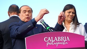 Berlusconi, se sconfitta sinistra dovrebbe dimettersi