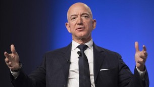 Bezos donerà (quasi) 124 miliardi in beneficenza