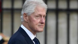 Bill Clinton ricoverato in terapia intensiva: "E' in via di guarigione"