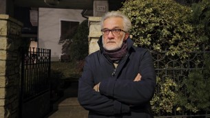 Bimba 3 anni trova pistola e parte un colpo, il sindaco: "Non demonizzare armi"