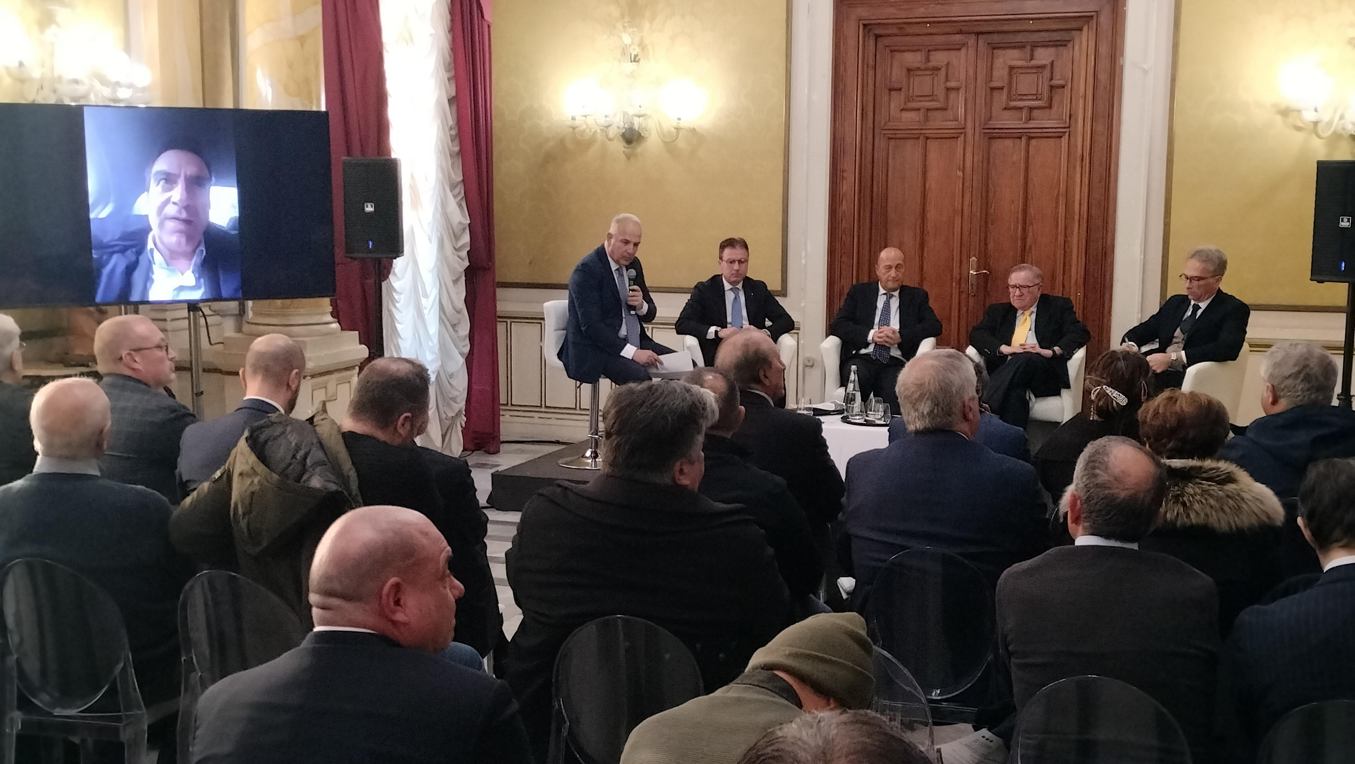 Biondo (Uil): "Data importante per l'Aeroporto dello Stretto, la Calabria si promuova all'estero"