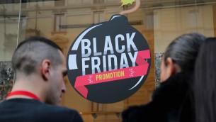 Black Friday tra articoli contraffatti e siti web falsi, occhio alle truffe: ecco quali sono