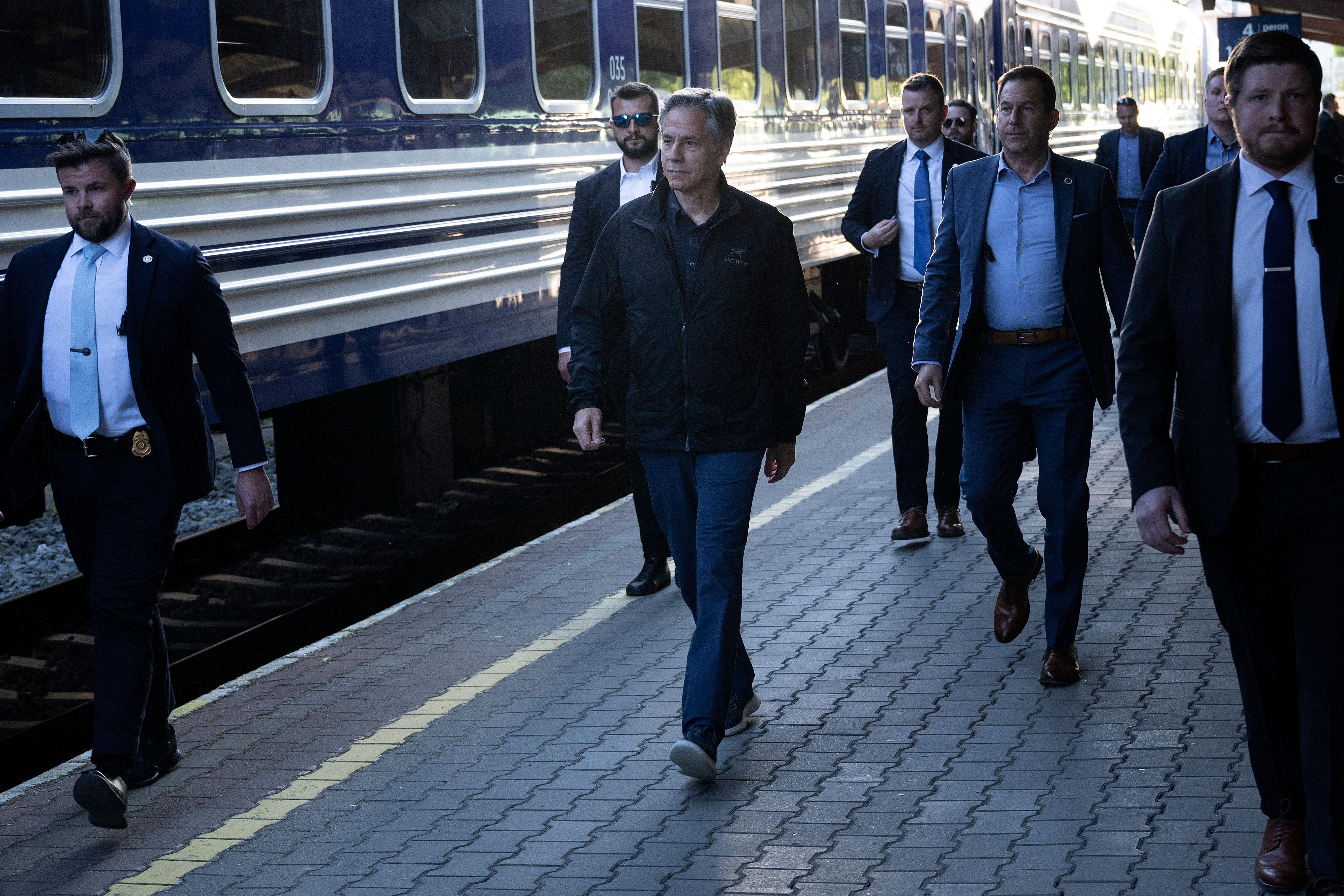 Blinken a sorpresa in Ucraina, vede Zelensky