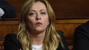 Blitz ambientalisti al Senato, Meloni: "Oltraggioso, incompatibile con protesta civile"
