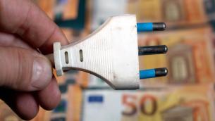 Bollette luce e gas, "stangata da 2