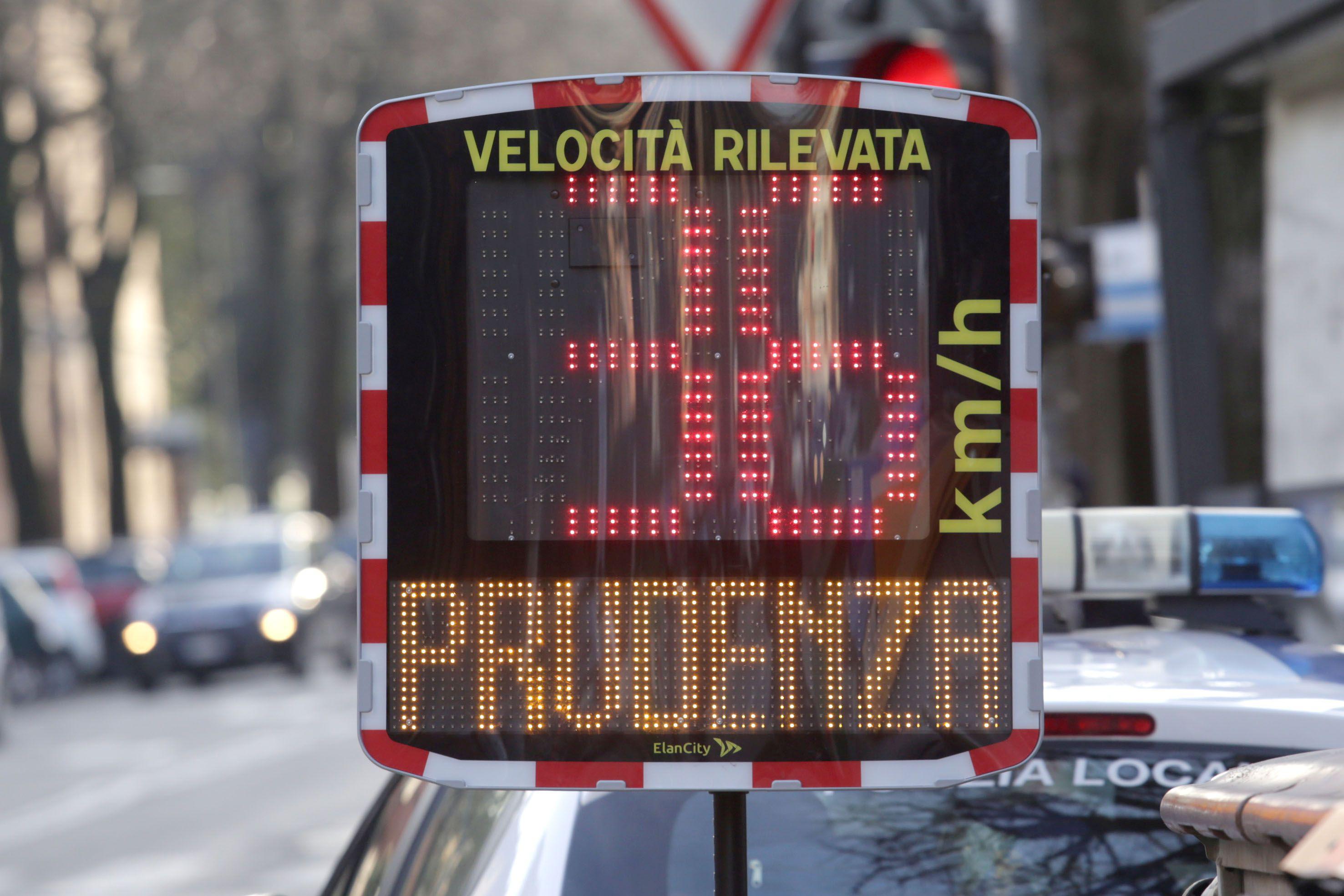 Bologna a 30 km all'ora, dopo due settimane -21% incidenti e calano anche i feriti