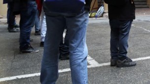 Bologna, il racconto dello studente aggredito: "Picchiato fuori da università, contro di noi in 20..