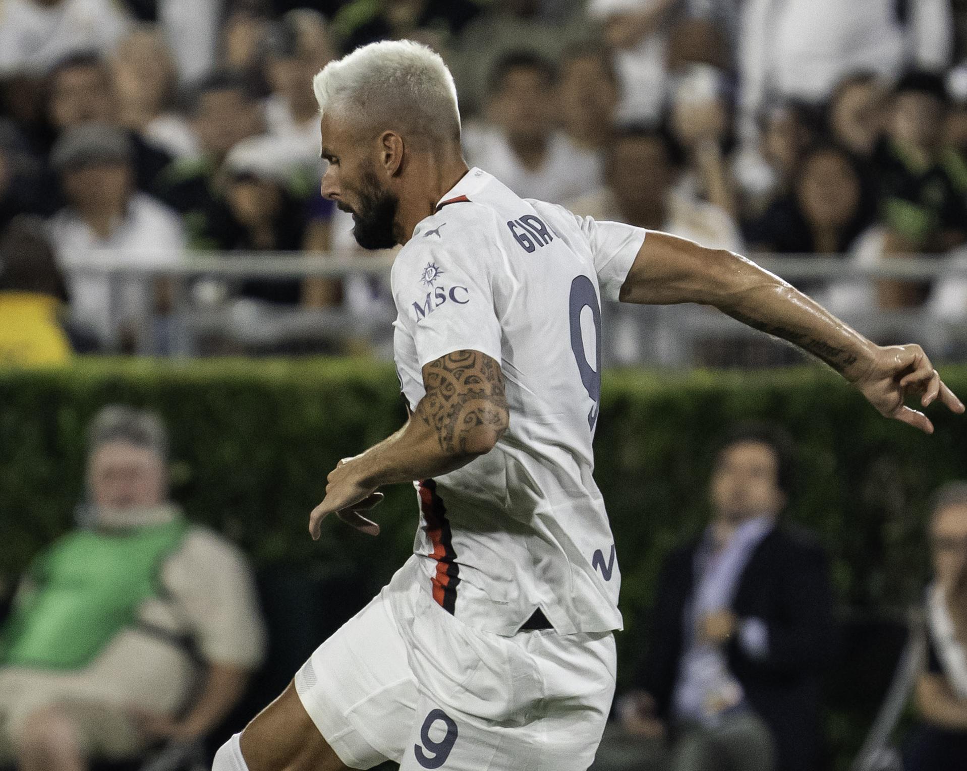 Bologna-Milan 0-2, gol di Giroud e Pulisic