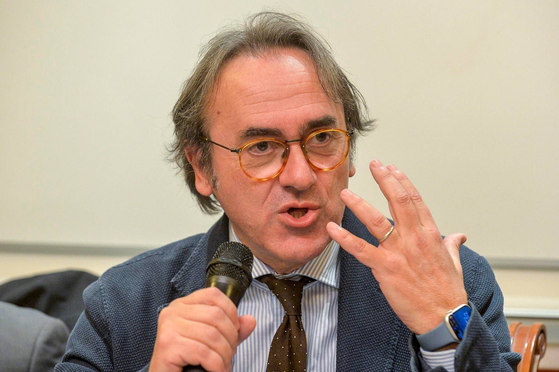 Bonelli: "Meloni ingannatrice seriale, le sue bugie un insulto a italiani in difficoltà"