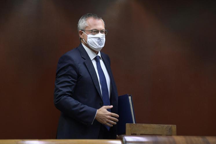 Bonomi: "Blocco licenziamenti ormai è blocco assunzioni"