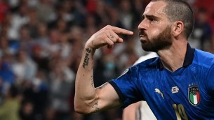 Bonucci e la tifosa 'cacciata' dal pullman: "Ecco cos'è successo" - Video