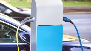 Bonus colonnine elettriche, al via domande per imprese: come richiederlo