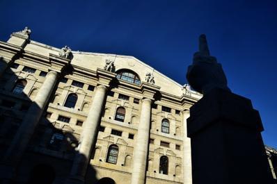 Borsa, effetto Draghi