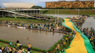 Brasile, esonerati tutti i vertici della sicurezza di Brasilia