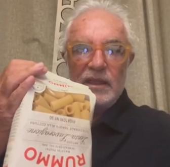 Briatore e il boicottaggio social a pasta Rummo: "Idioti che non hanno voglia di lavorare"