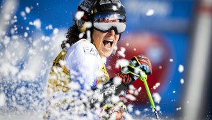 Brignone, la favola continua: trionfo nel SuperG, Coppa del Mondo a un passo