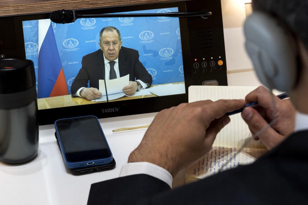 Bucha, Lavrov: "Falsa provocazione, tentativo di interrompere negoziati"
