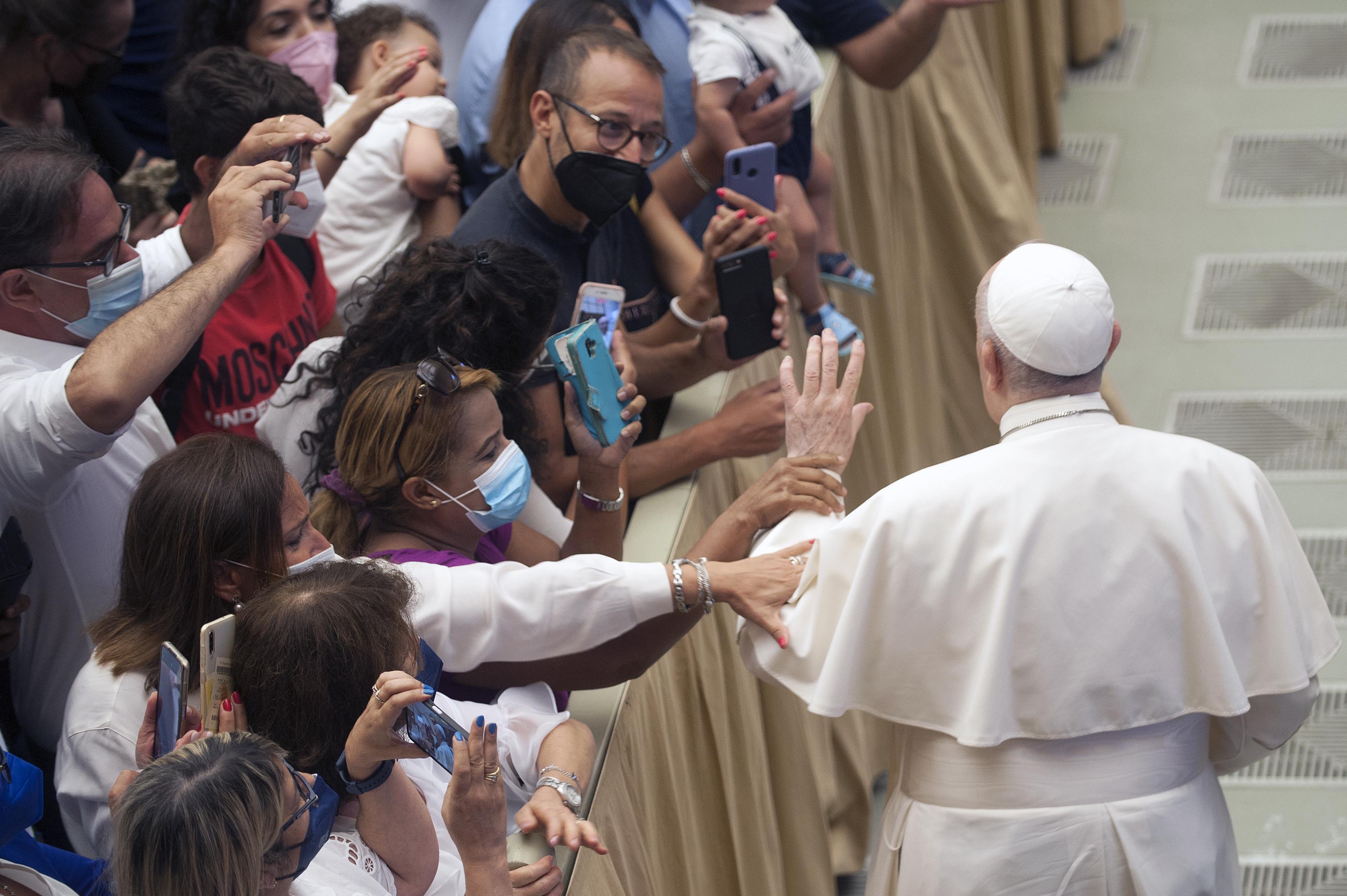 Busta con proiettili indirizzata al Papa in ufficio postale