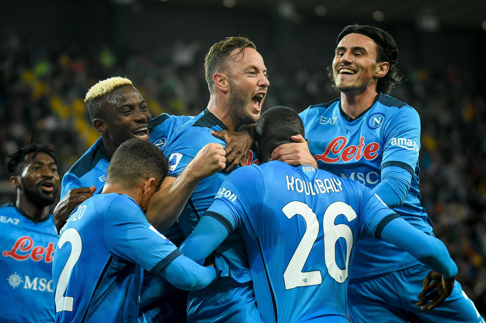 Calcio, è febbre Napoli fra i tifosi parlamentari